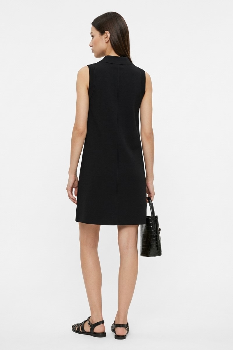 Платье трикотажное черное "26 MAXMARA  SAGGINA