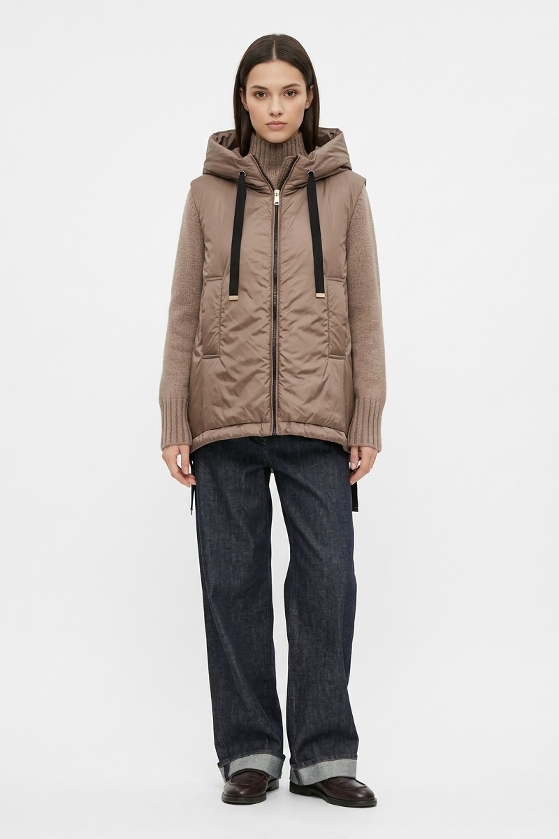 Жилет бежевый с капюшоном "26 MAXMARA GREENGO/075