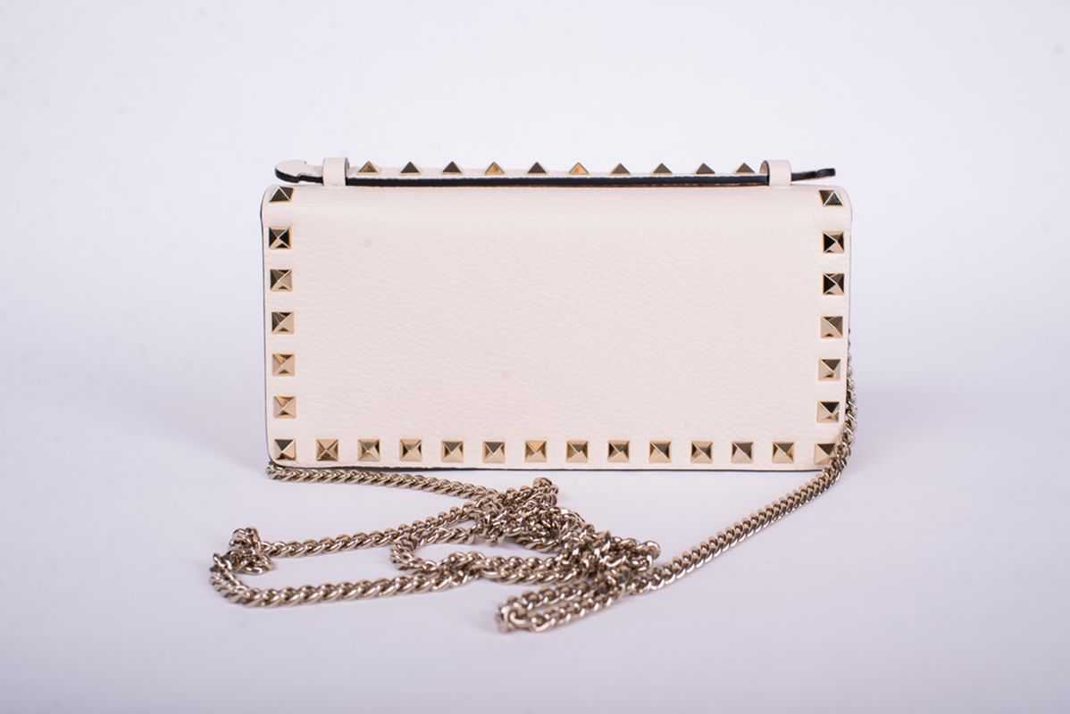 Клатч молочный с шипами 25/26 VALENTINO 7W0P0AK2VSH