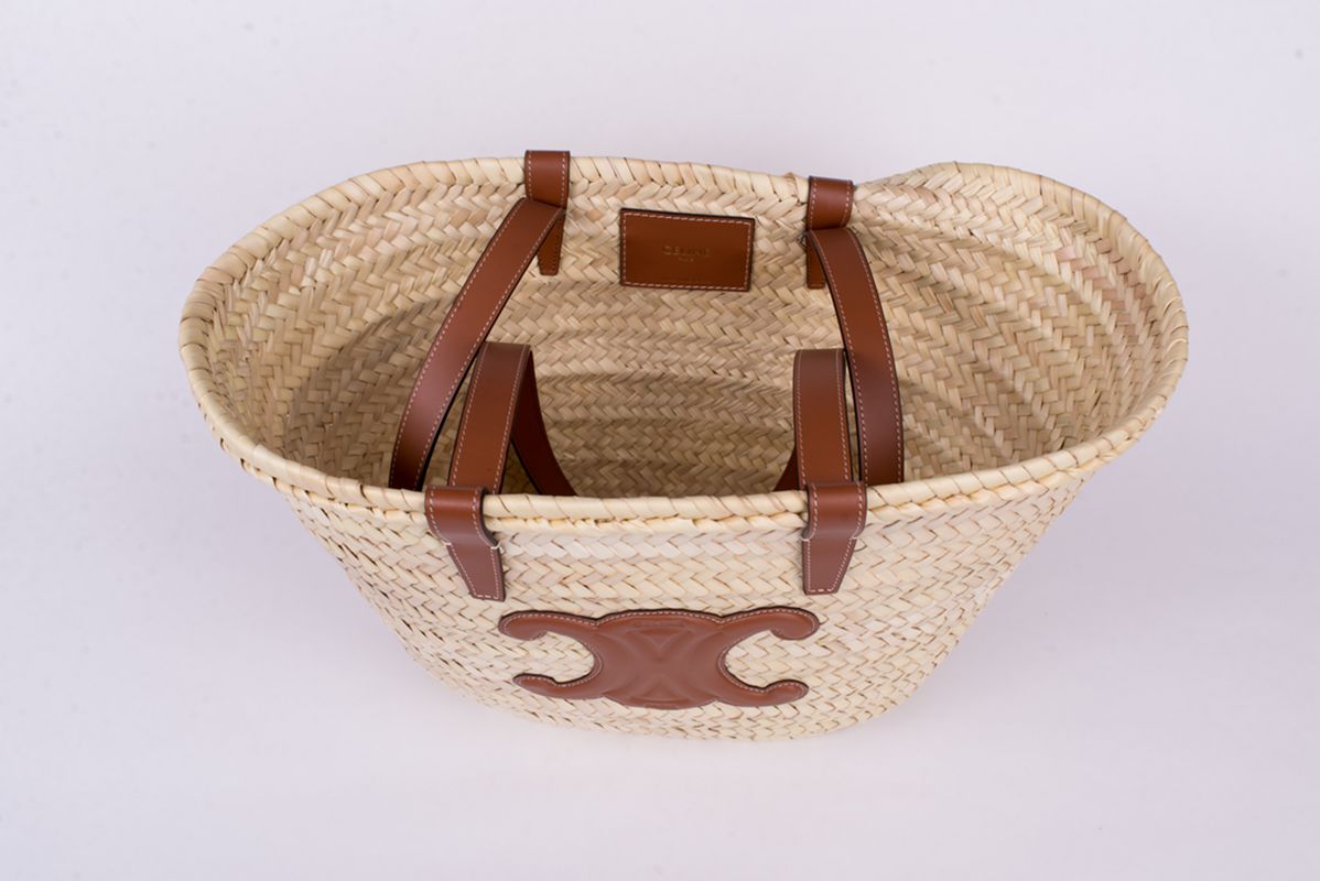 Сумка плетеная Triomphe Classic SS26 Céline 192622CGG.04LU