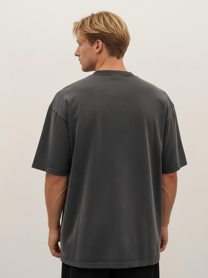 Футболка черная с эффектом поношенности SS26 BALENCIAGA 764235 9034