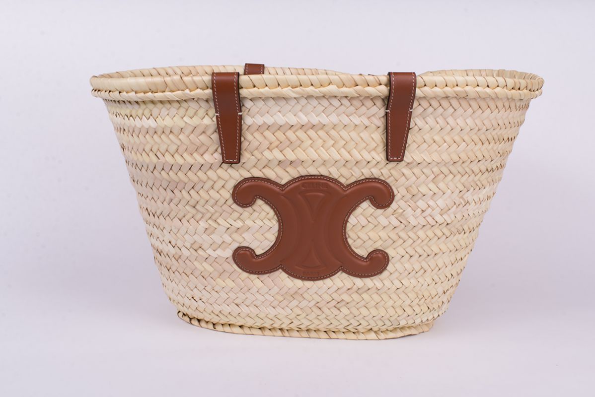 Сумка плетеная Triomphe Classic SS26 Céline 192622CGG.04LU