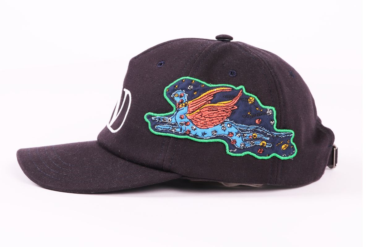 Бейсболка черная c аппликацией SS22 VALENTINO XY2HDA10VVH