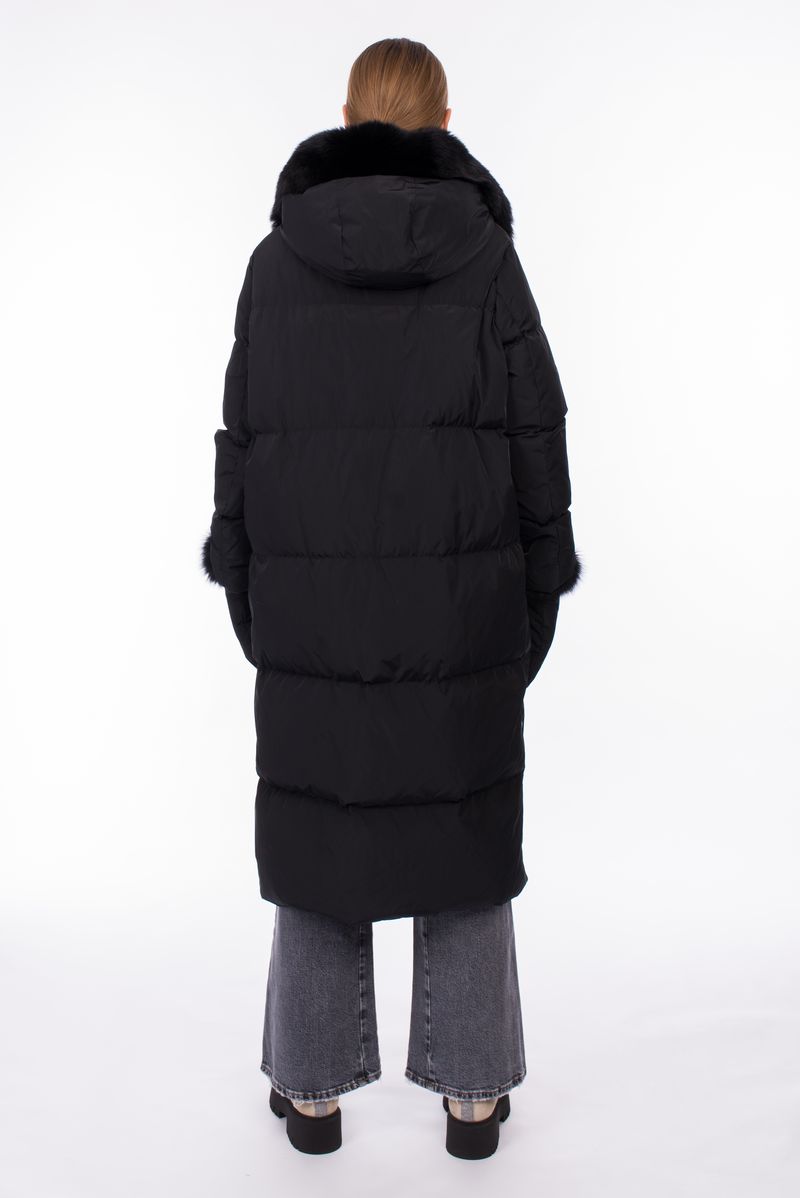 Пуховик удлиненный черный с варежками 24/25YVES SALOMON 25WYM05710DOTM