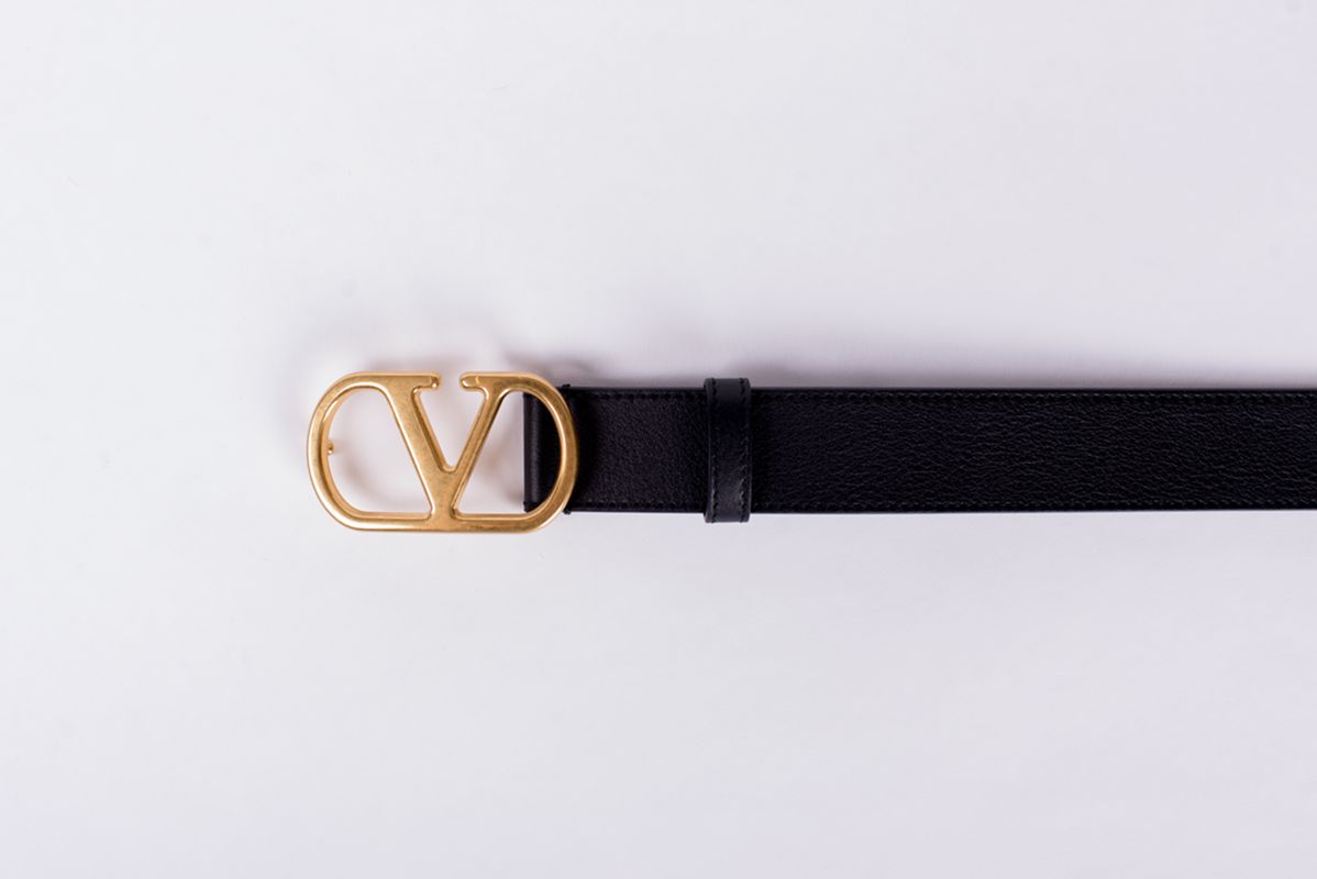 Ремень кожаный черный VLogo Signature SS25 VALENTINO 6W2T0SM3IY/0NO