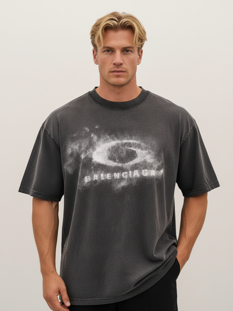 Футболка черная с эффектом поношенности SS26 BALENCIAGA 764235 9034